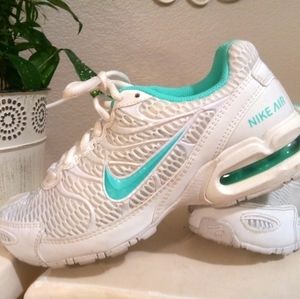 NEW - Nike Air Max Torch 4 -  Final Mark Down $